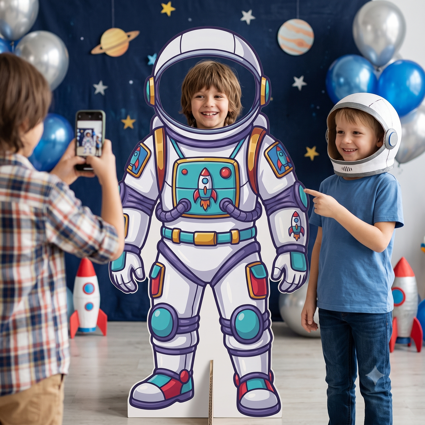 Astronaut Kids Photo Stand-in – Custom Space Adventure Face Cut-Out