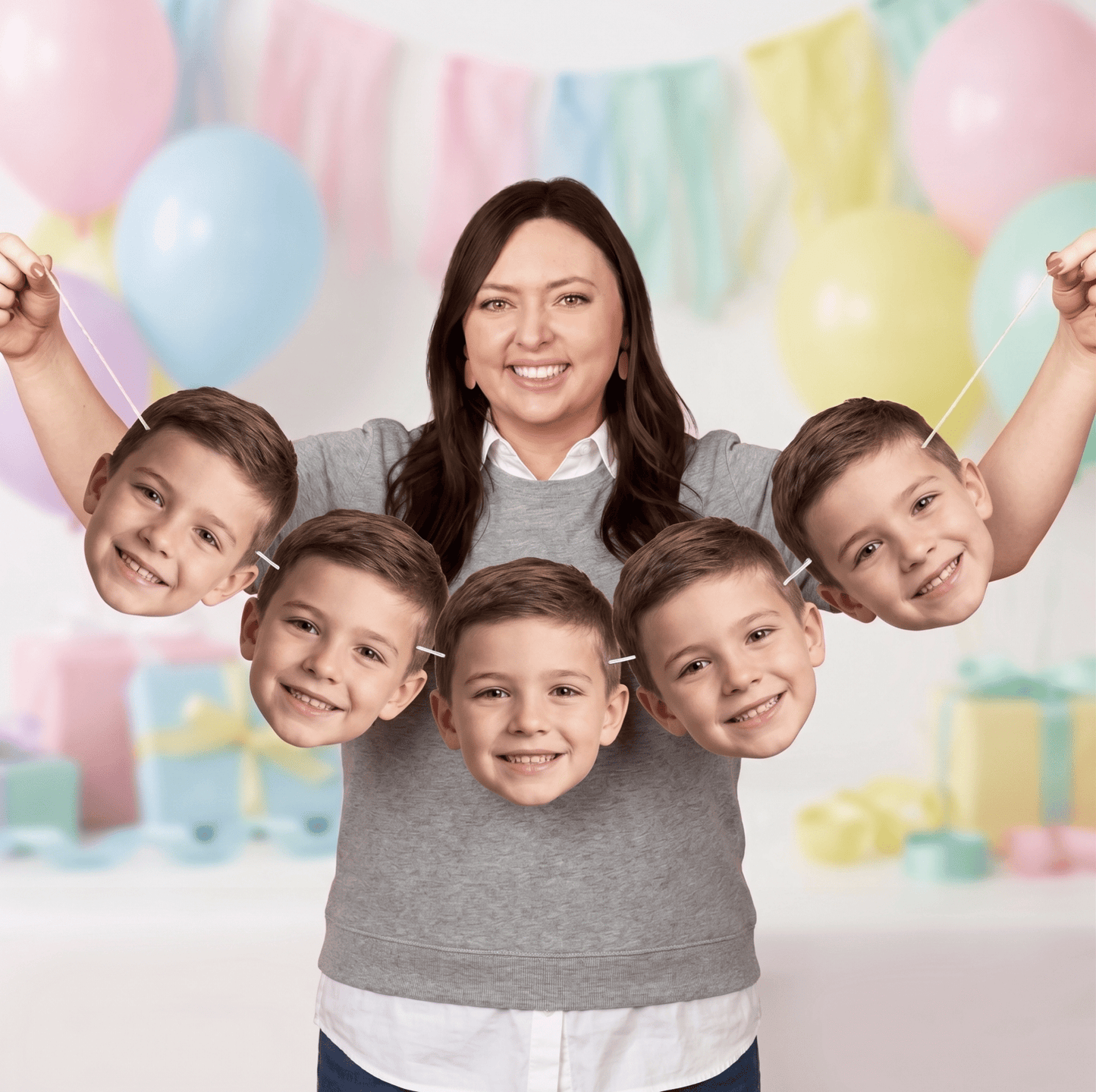 Big Head Garland - C Print USA